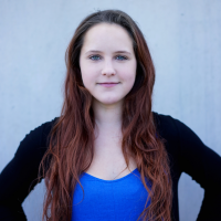 Portraitfoto von Hannah Dickescheid.