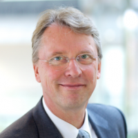 Portraitfoto von Prof. Dr. Christoph Meinel.